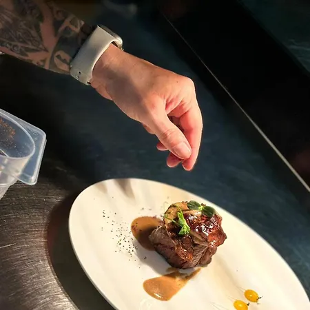 Хостел The Host