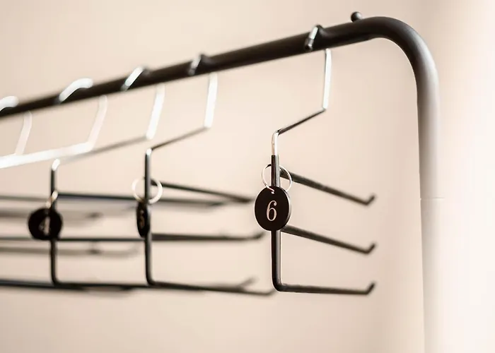 Auberge de jeunesse The Host