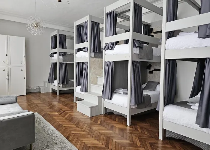 Auberge de jeunesse The Host Parme